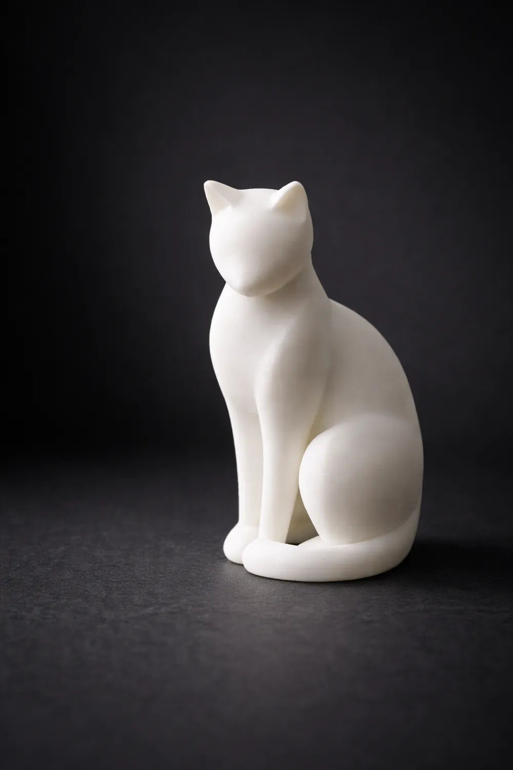 Gato Decorativo Minimalista – Escultura Moderna em 3D